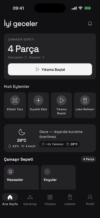Laundry Master uygulamasının koyu temadaki ana ekranı: Yıkama Başlat düğmeli çamaşır sepeti, etiket tarama, kıyafet ekleme, yıkama başlatma ve leke rehberi hızlı eylemleri, ve güncel kurutma koşulları